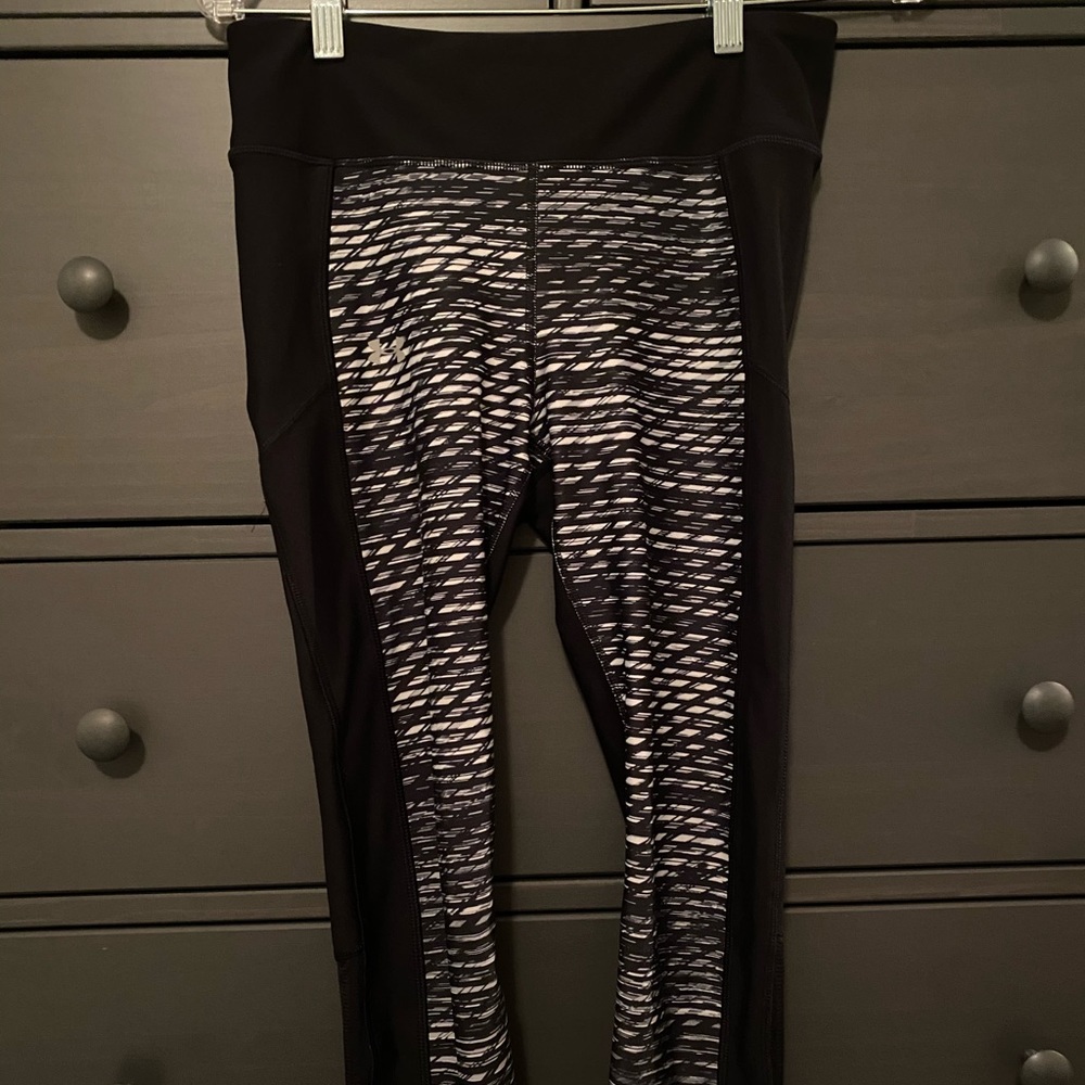 Under Armour Athletic Cropped Leggings